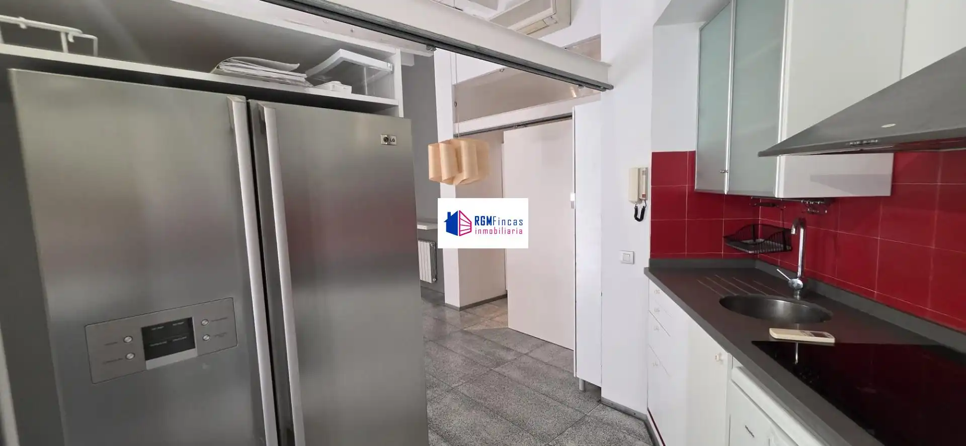 Cuina de Casa o xalet de lloguer en Sevilla amb Aire condicionat, Calefacció i Terrassa