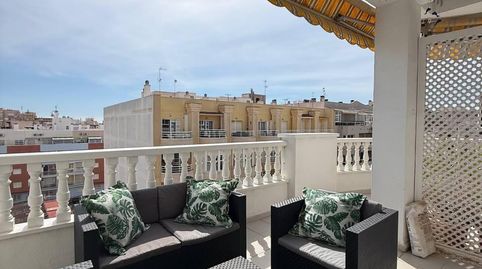 Foto 2 de Àtic en venda a Avenida Habaneras - Curva de Palangre, Torrevieja