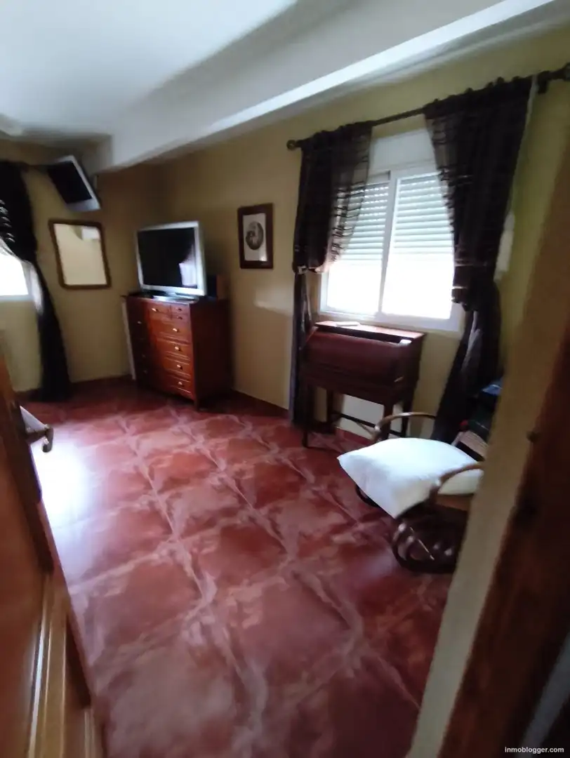 Houses for sale in Buñol  with Air Conditioner, Furnished and Alarm