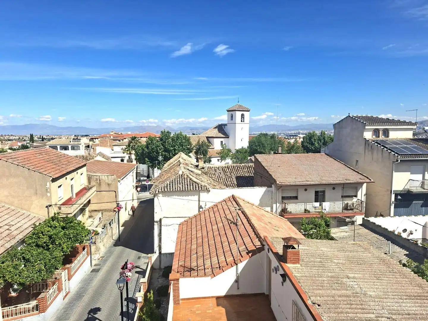 Vista exterior de Àtic de lloguer en Ogíjares amb Aire condicionat, Calefacció i Terrassa