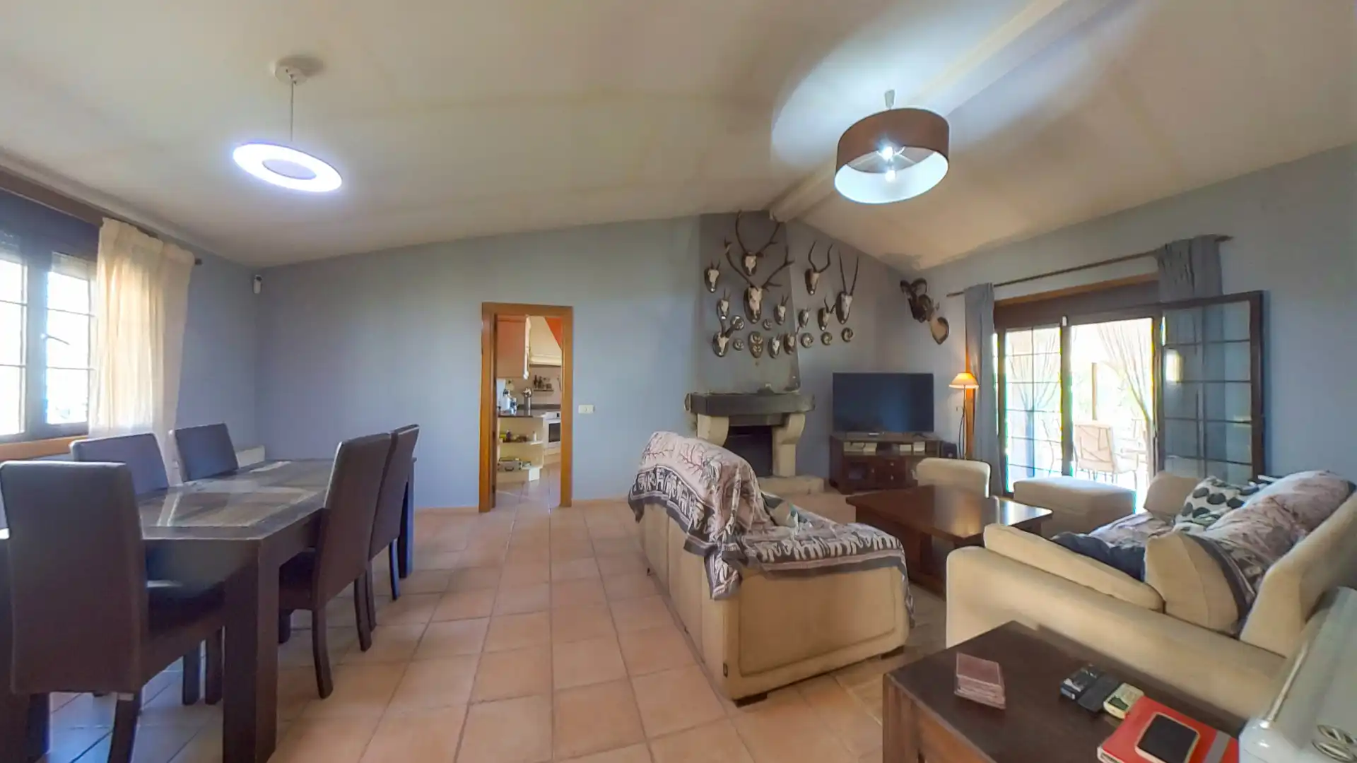 Sala d'estar de Casa o xalet en venda en Galapagar amb Aire condicionat, Jardí privat i Forn