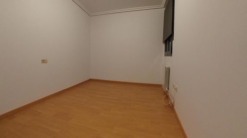 Foto 4 de Pis de lloguer a Santiago Rusiñol, San Pablo, Albacete Capital
