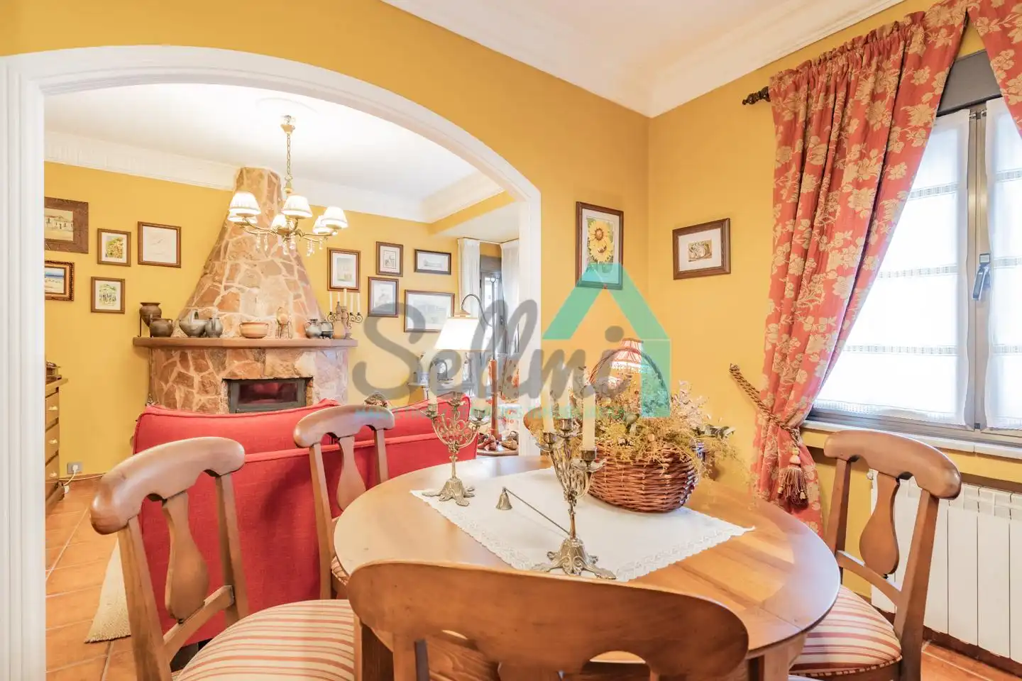 Comedor de Piso en venta en Mieres (Asturias) con Calefacción y Parquet