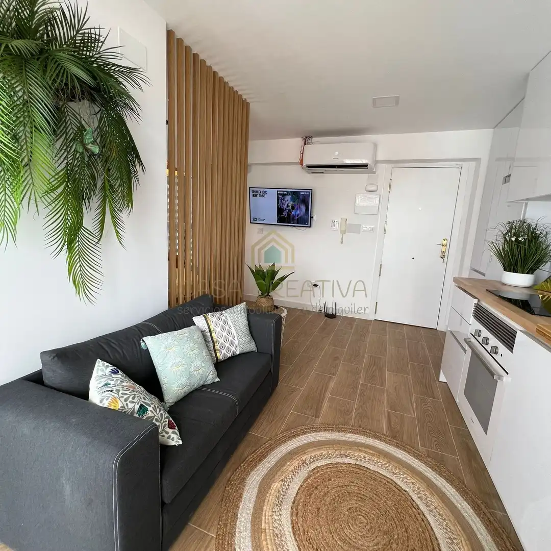 Sala de estar de Estudio en venta en Sueca con Aire acondicionado, Calefacción y Amueblado