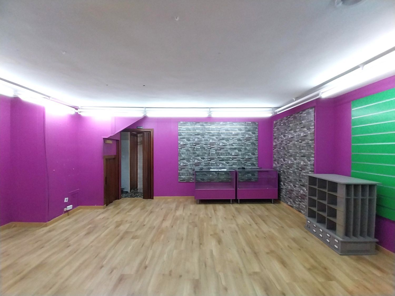 Local de alquiler en FRAY LUIS DE LEÓN, Centro