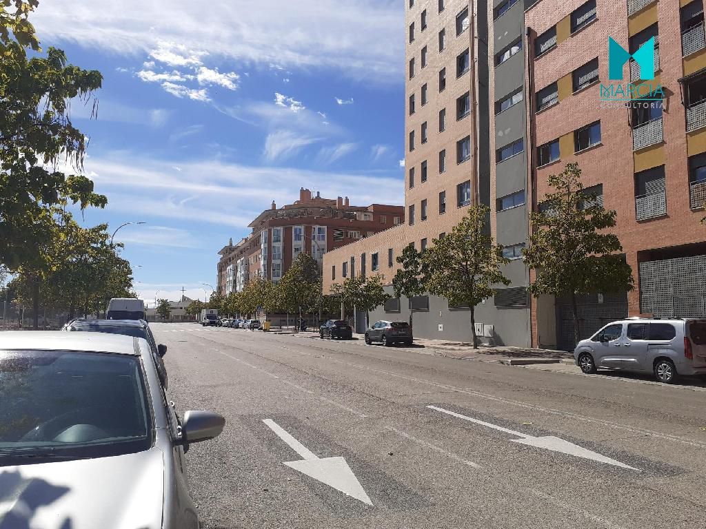 Exterior view of Garage for sale in  Madrid Capital
