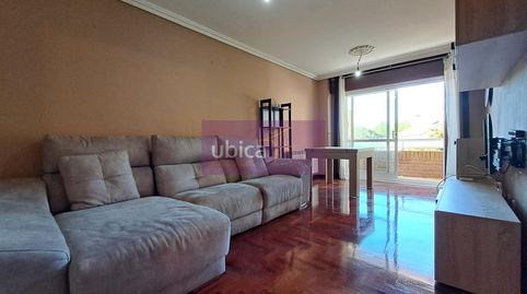 Foto 2 de Piso en venta en Ponteareas, Pontevedra