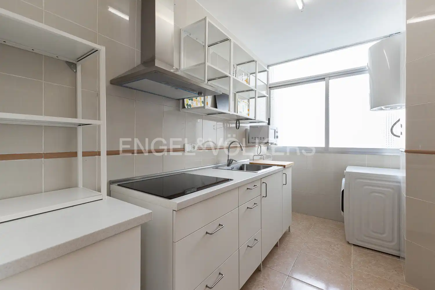 Kitchen of Flat for rent in Valencia  with Air Conditioner, Heating and Furnished