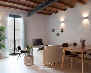 Sala d'estar de Apartament en venda en  Barcelona Capital amb Aire condicionat, Calefacció i Parquet