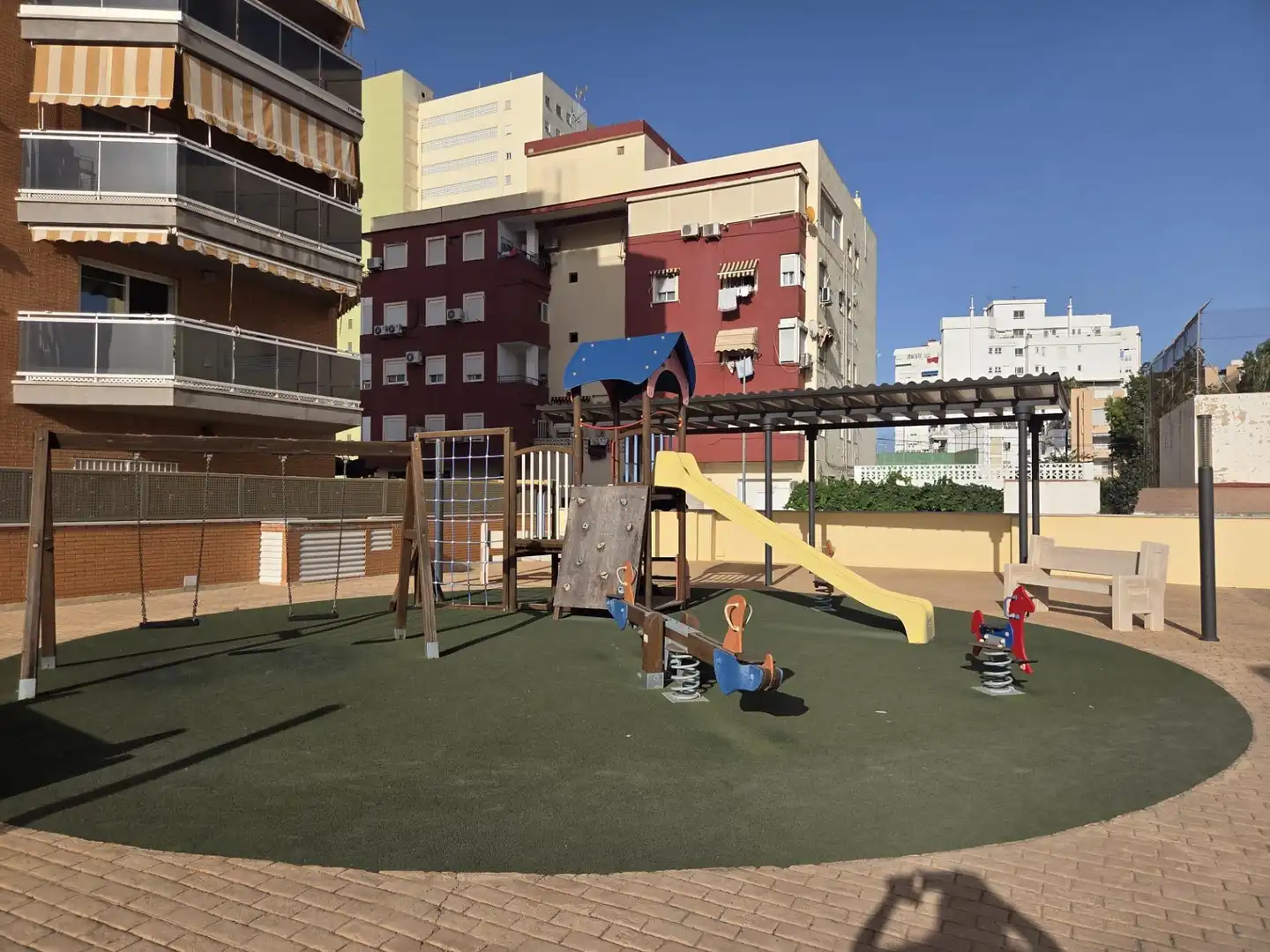 Aparcament de Pis en venda en La Pobla de Farnals amb Aire condicionat, Terrassa i Traster