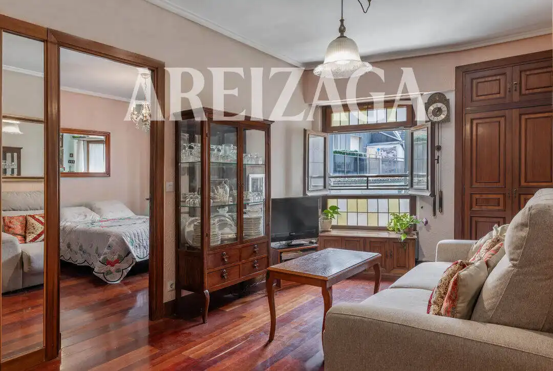 Sala de estar de Piso en venta en Donostia - San Sebastián  con Calefacción y Trastero