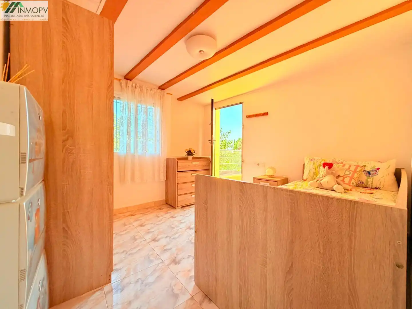 Dormitori de Finca rústica en venda en Alcanar amb Aire condicionat, Jardí privat i Terrassa