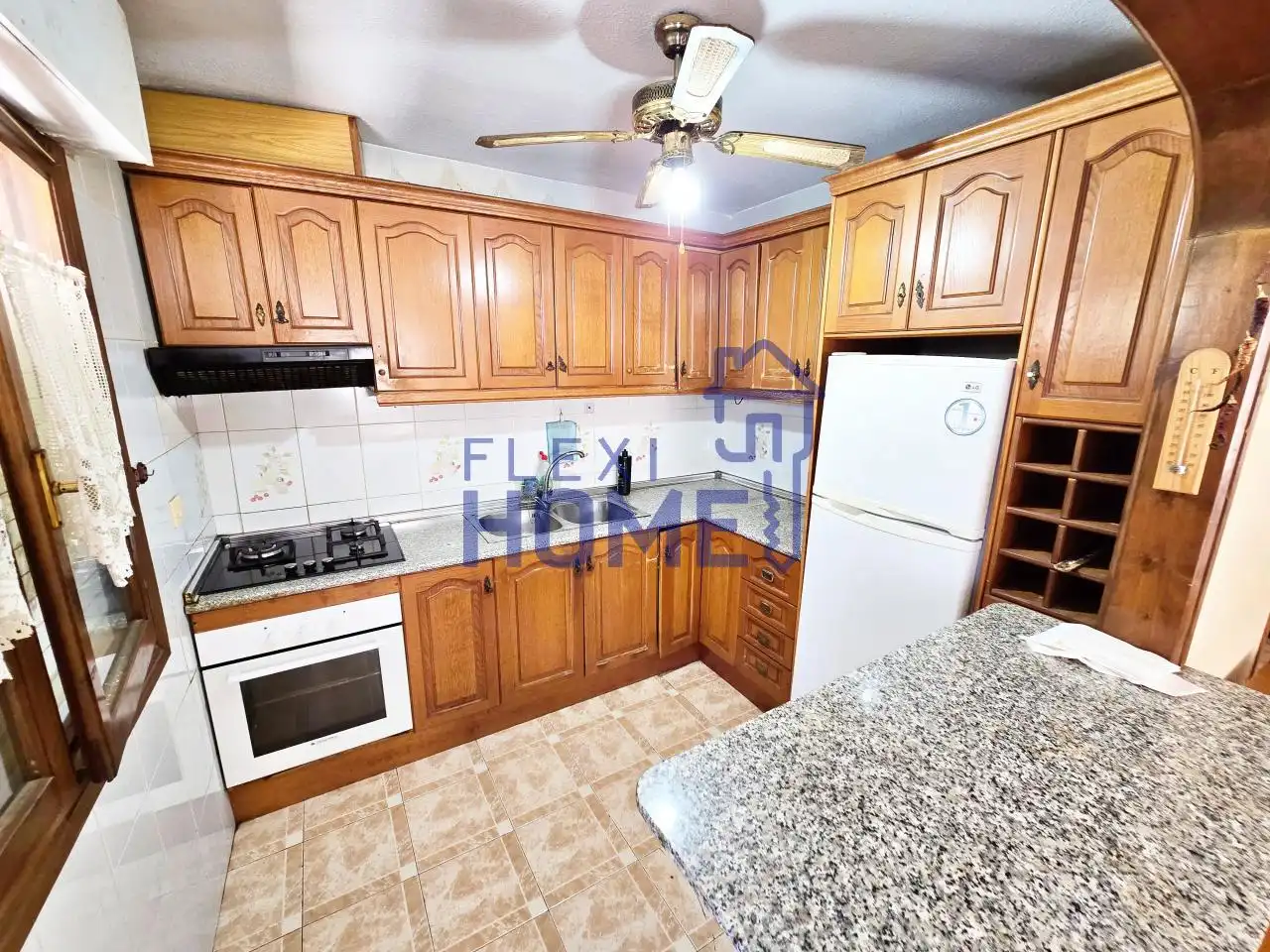 Cocina de Casa adosada en venta en Torrevieja con Calefacción, Jardín privado y Terraza