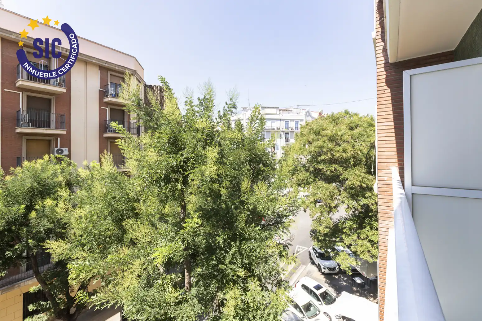 Vista exterior de Pis en venda en Valencia amb Traster i Balcó
