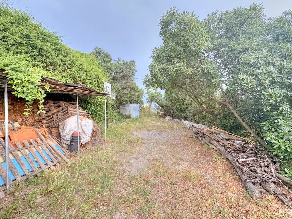 Country house zum Verkauf in Moclinejo mit Klimaanlage, Privatgarten und Terrasse