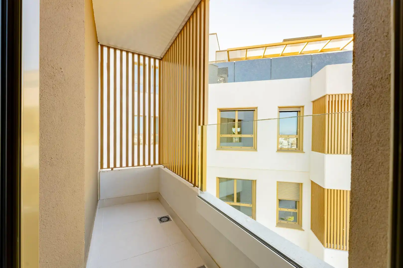 Terrasse von Wohnung zur Miete in Valencia mit Klimaanlage, Heizung und Privatgarten