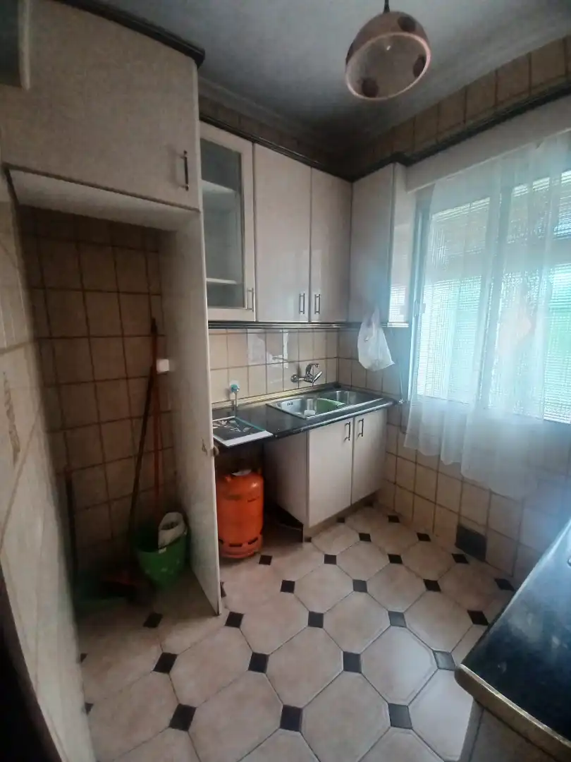 Cocina de Piso en venta en Sevilla con Balcón