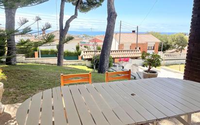 Jardí de Casa o xalet en venda en Calafell amb Jardí privat, Terrassa i Traster