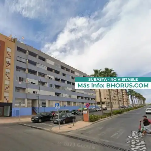 Vista exterior de Piso en venta en Roquetas de Mar