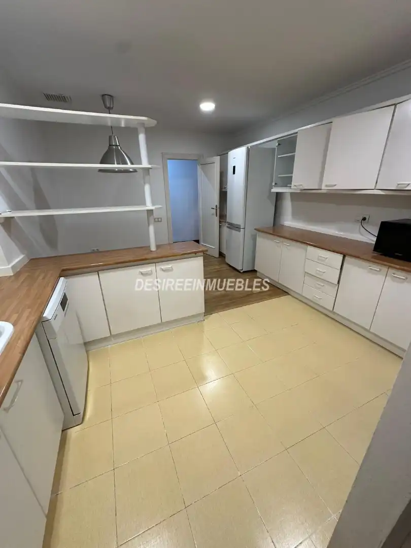 Cocina de Piso de alquiler en Valencia con Aire acondicionado, Calefacción y Parquet