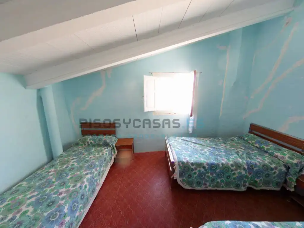 Habitación de Casa o chalet en venta en Aguilón