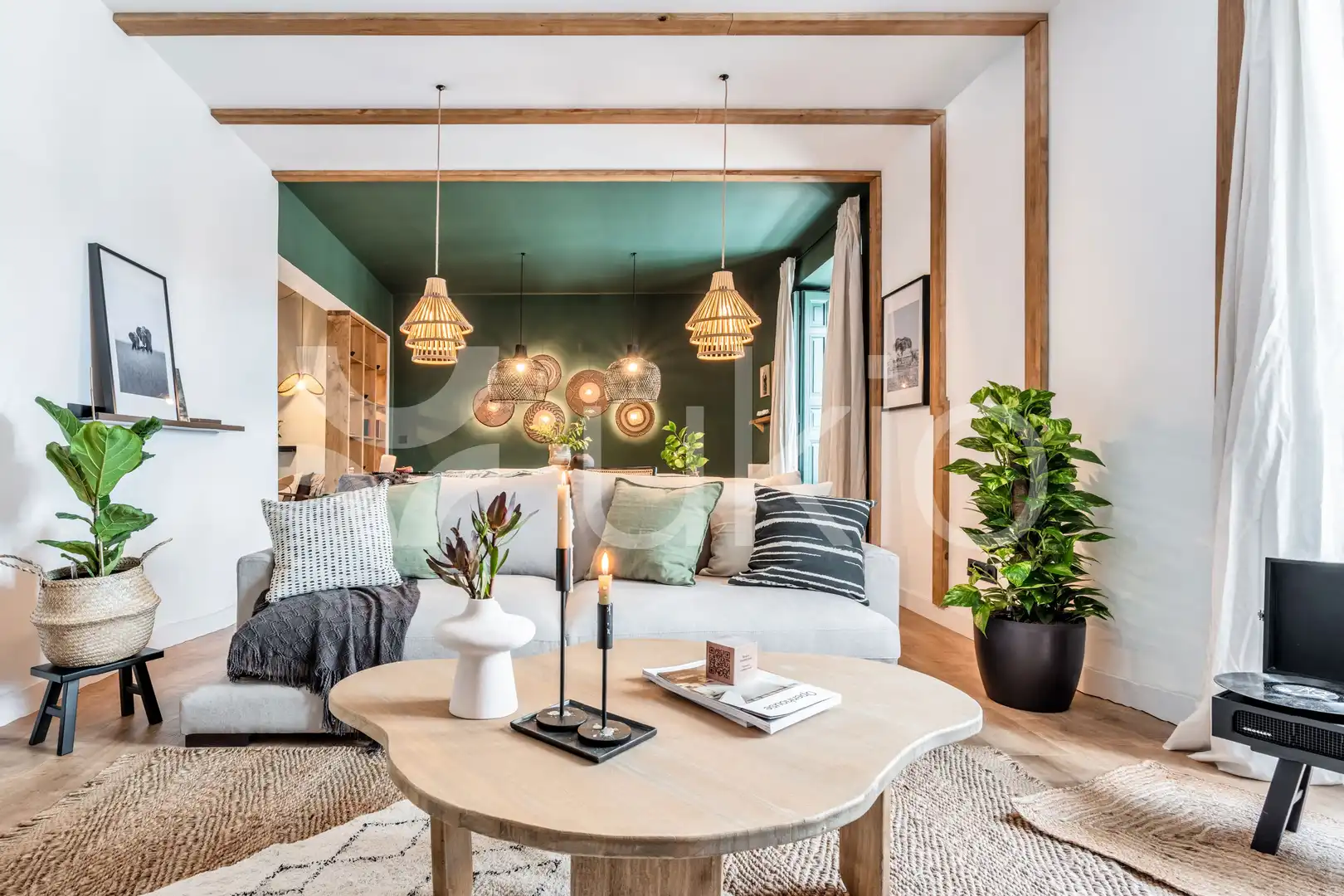 Sala d'estar de Apartament de lloguer en Madrid amb Aire condicionat, Calefacció i Moblat