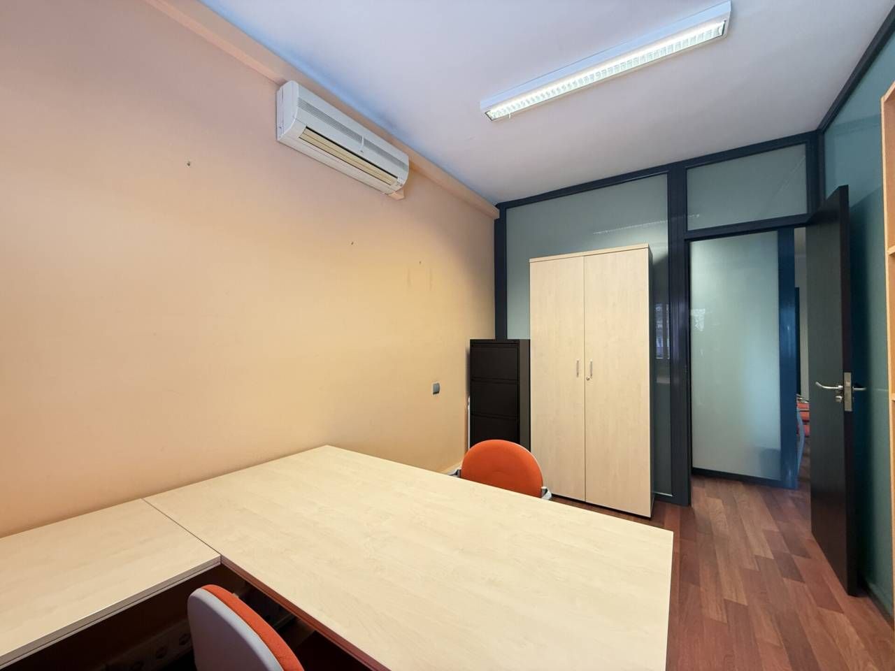 Office to rent in  Barcelona Capital  with Air Conditioner and Alarm