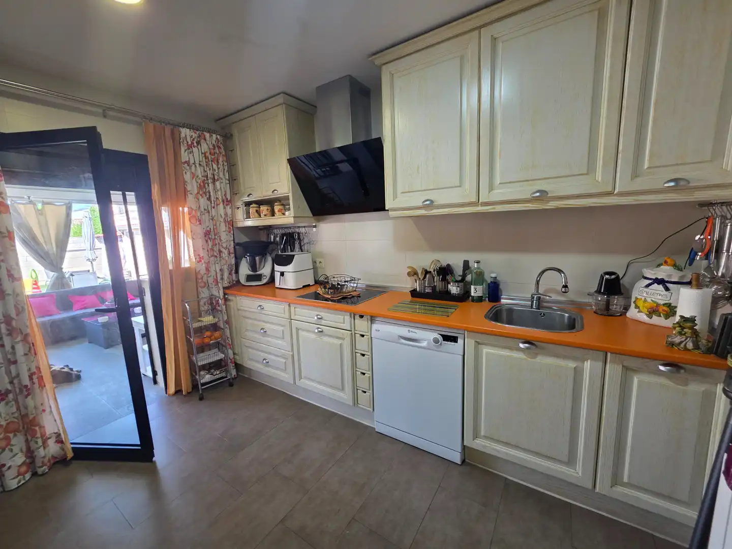 Kitchen of Houses for sale in Griñón  with Air Conditioner, Heating and Private garden