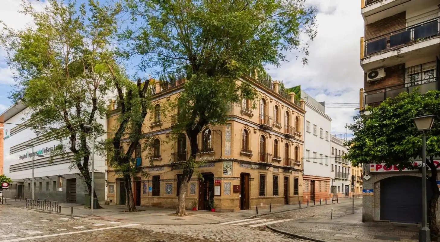 Piso en venta en Calle Calle Condes de Bustillo, 11, Triana Este