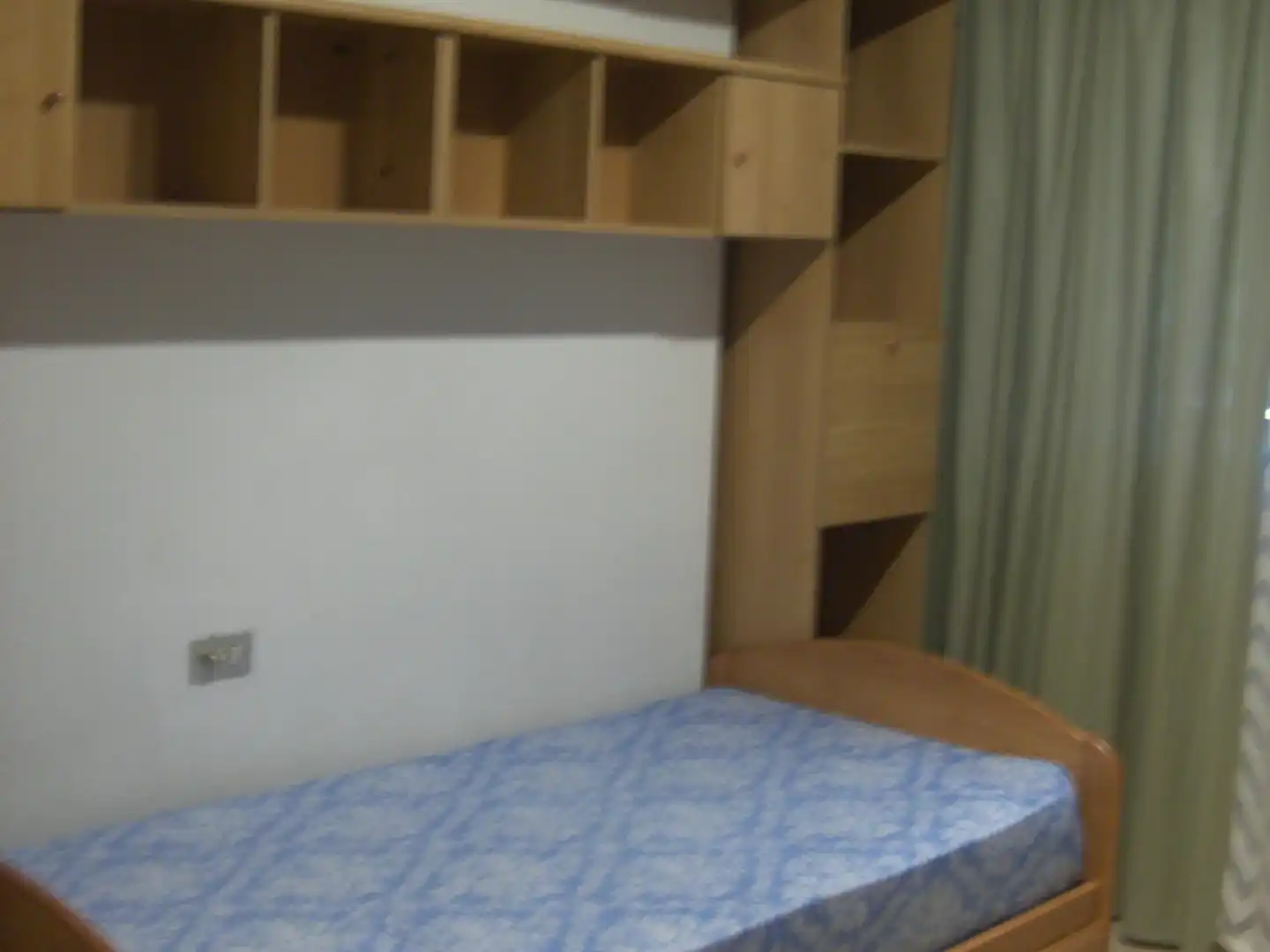 Habitación de Piso de alquiler en Murcia con Aire acondicionado, Calefacción y Trastero