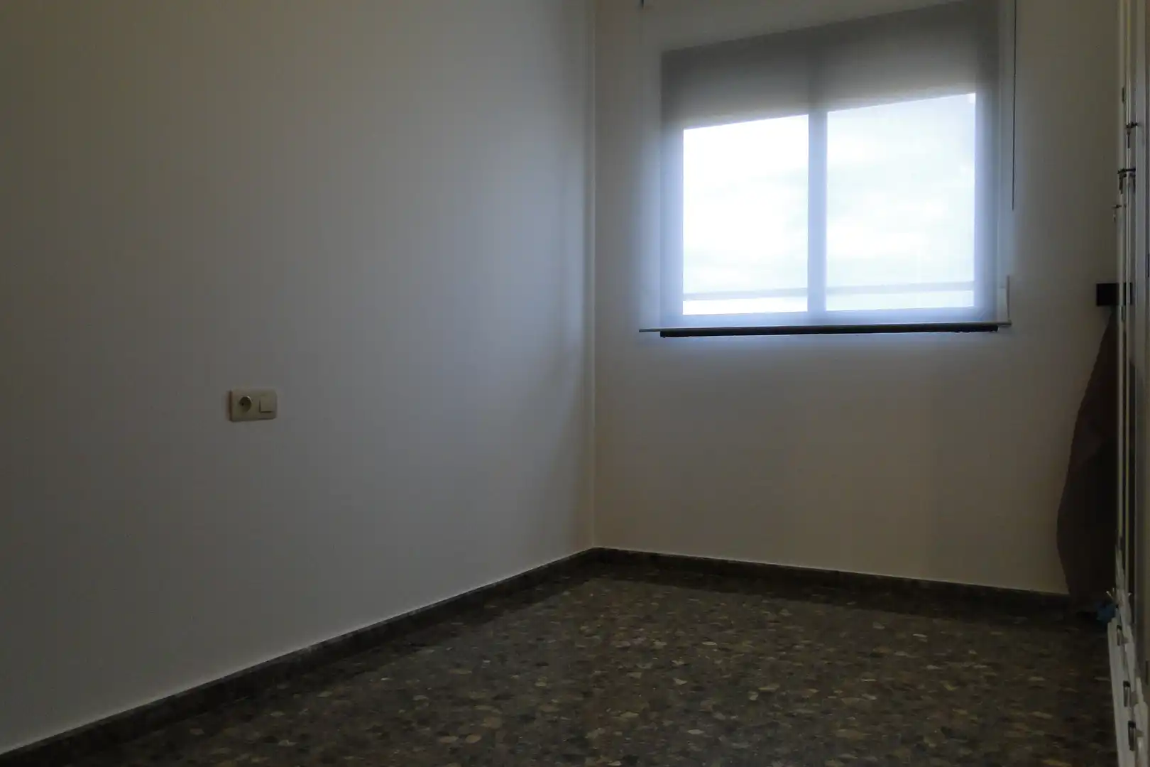 Schlafzimmer von Dachboden zum Verkauf in Sueca mit Abstellraum