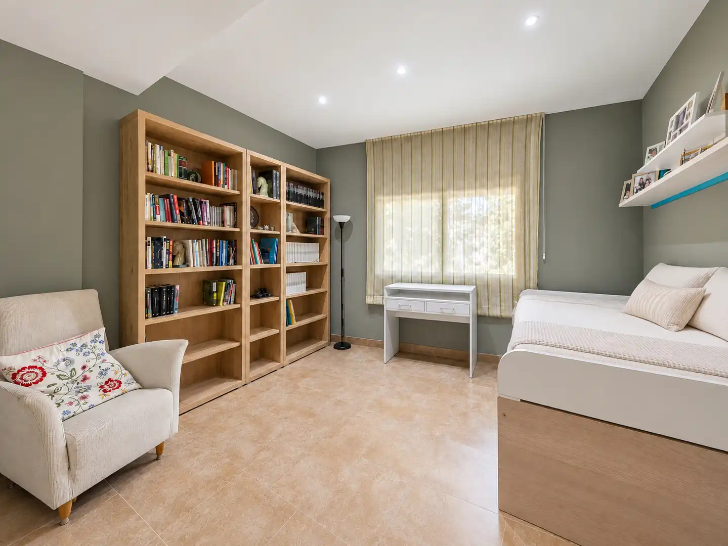 Adosado con terraza en venta en Gran Via de Lluís Companys, imagen 18