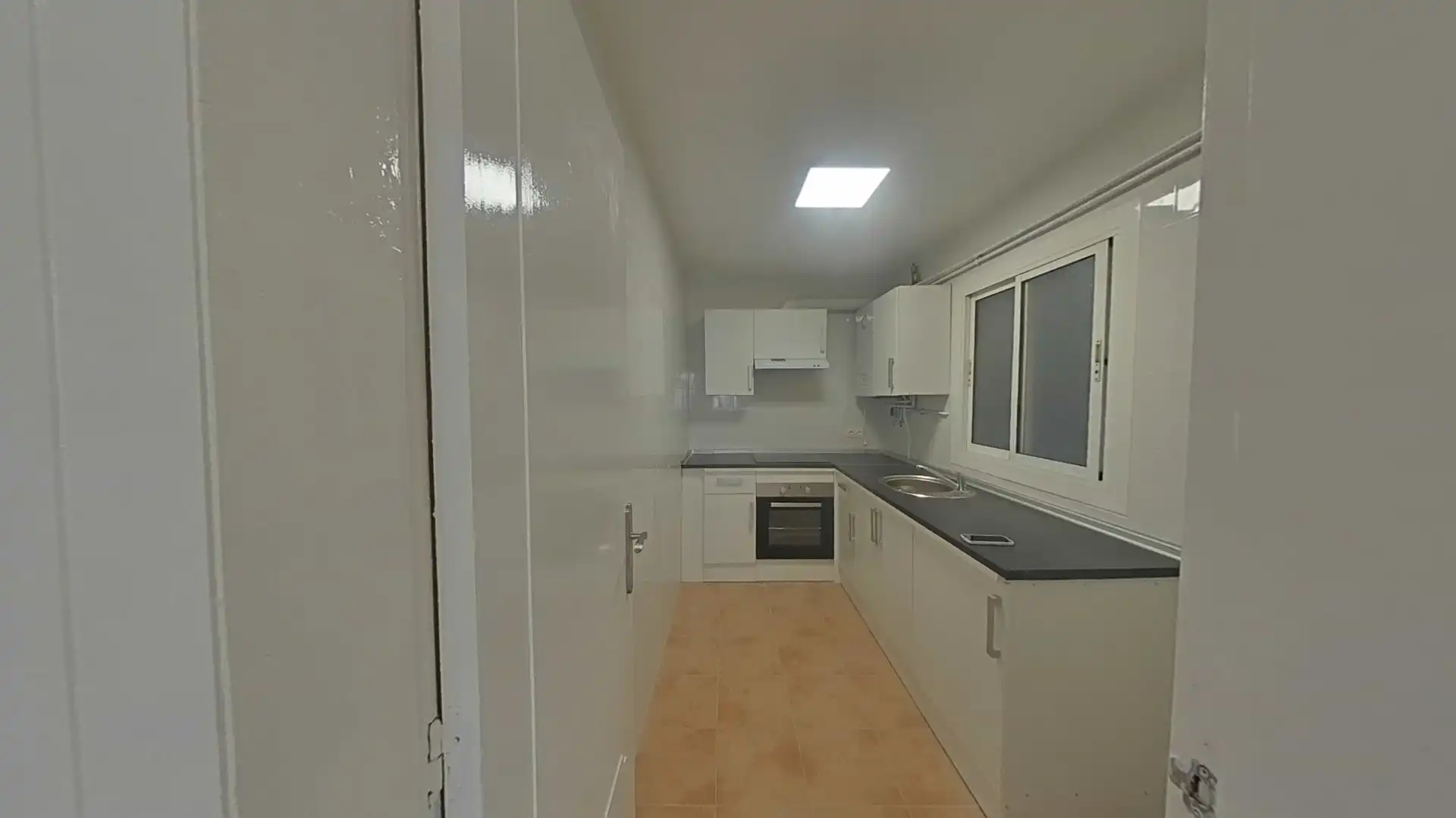 Cuina de Pis en venda en Barcelona amb Calefacció