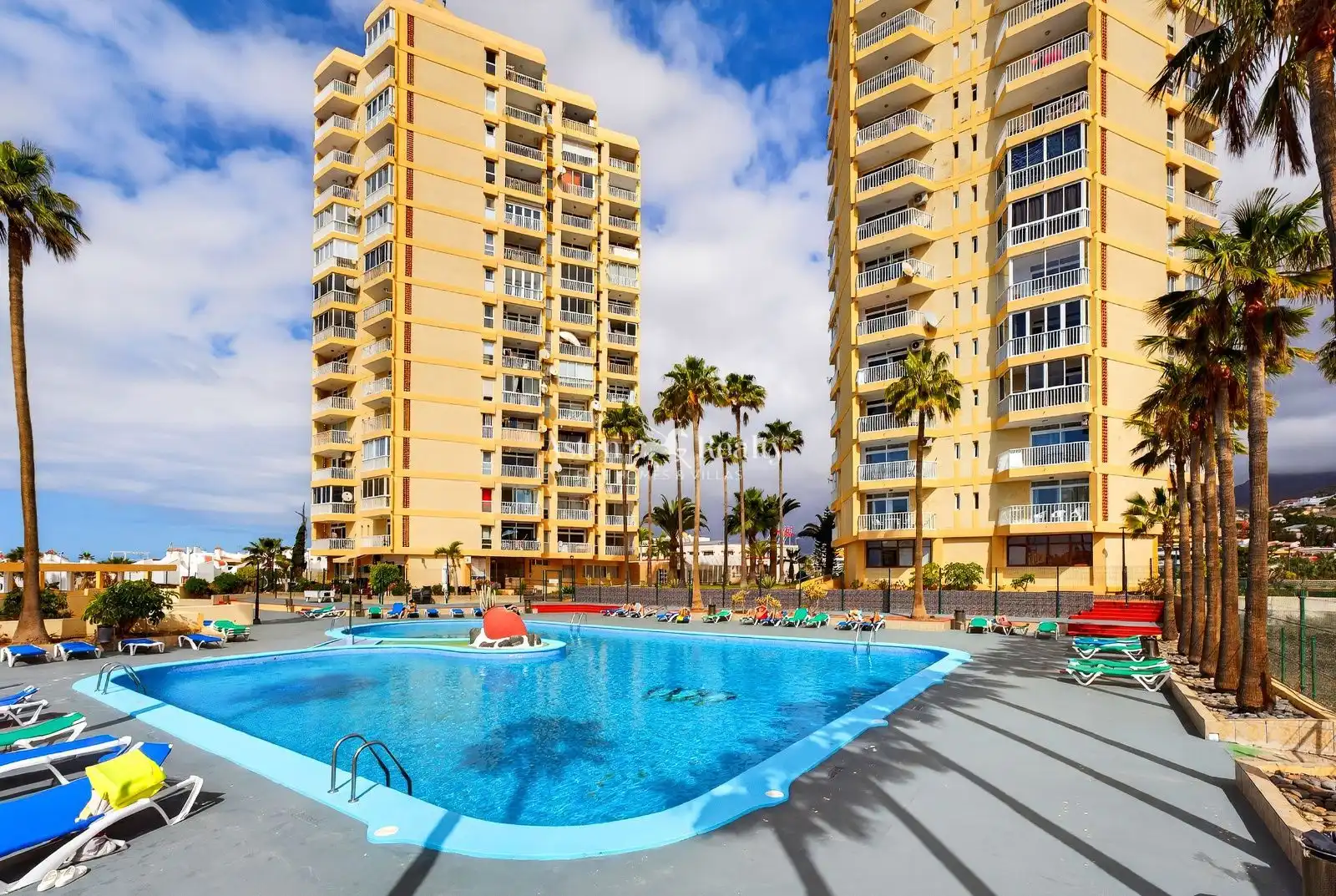 Piscina de Apartamento en venta en Arona con Aire acondicionado, Calefacción y Terraza