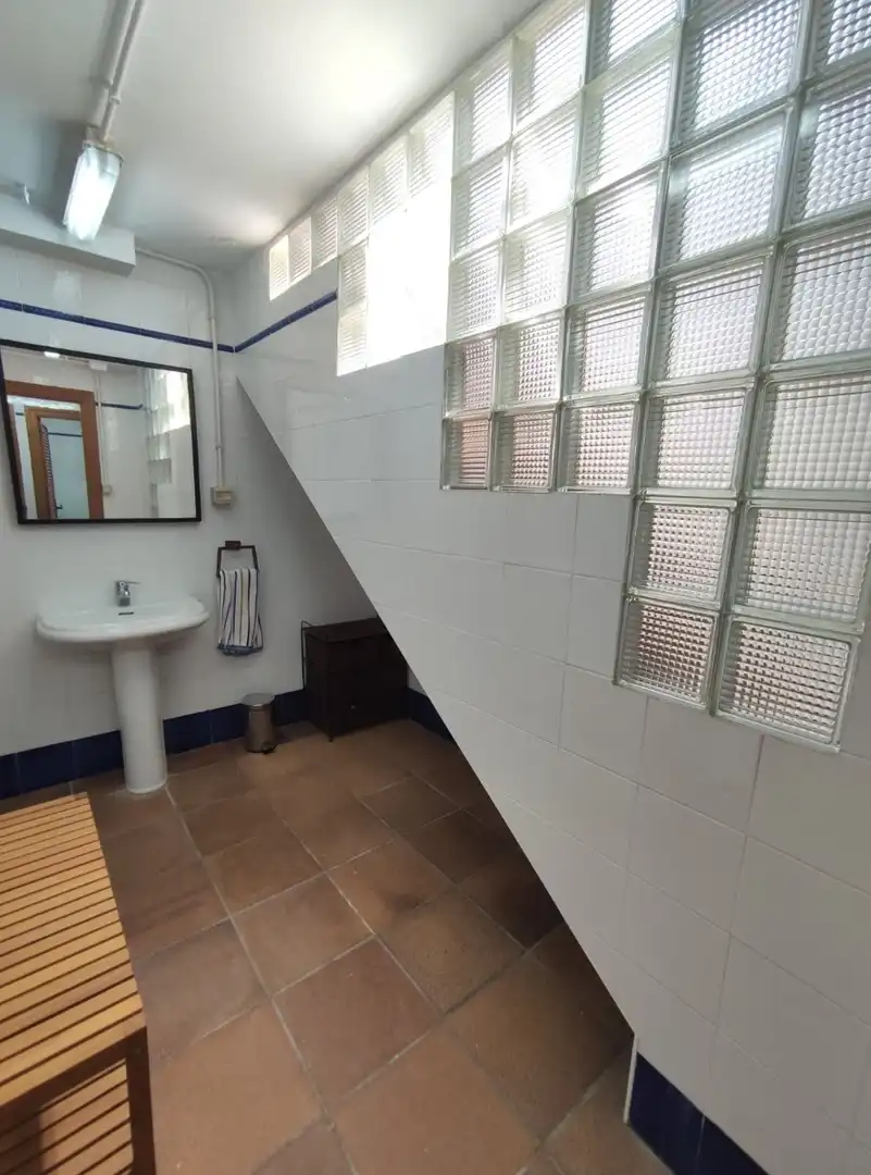 Bany de Casa o xalet en venda en Elche / Elx amb Aire condicionat, Calefacció i Jardí privat