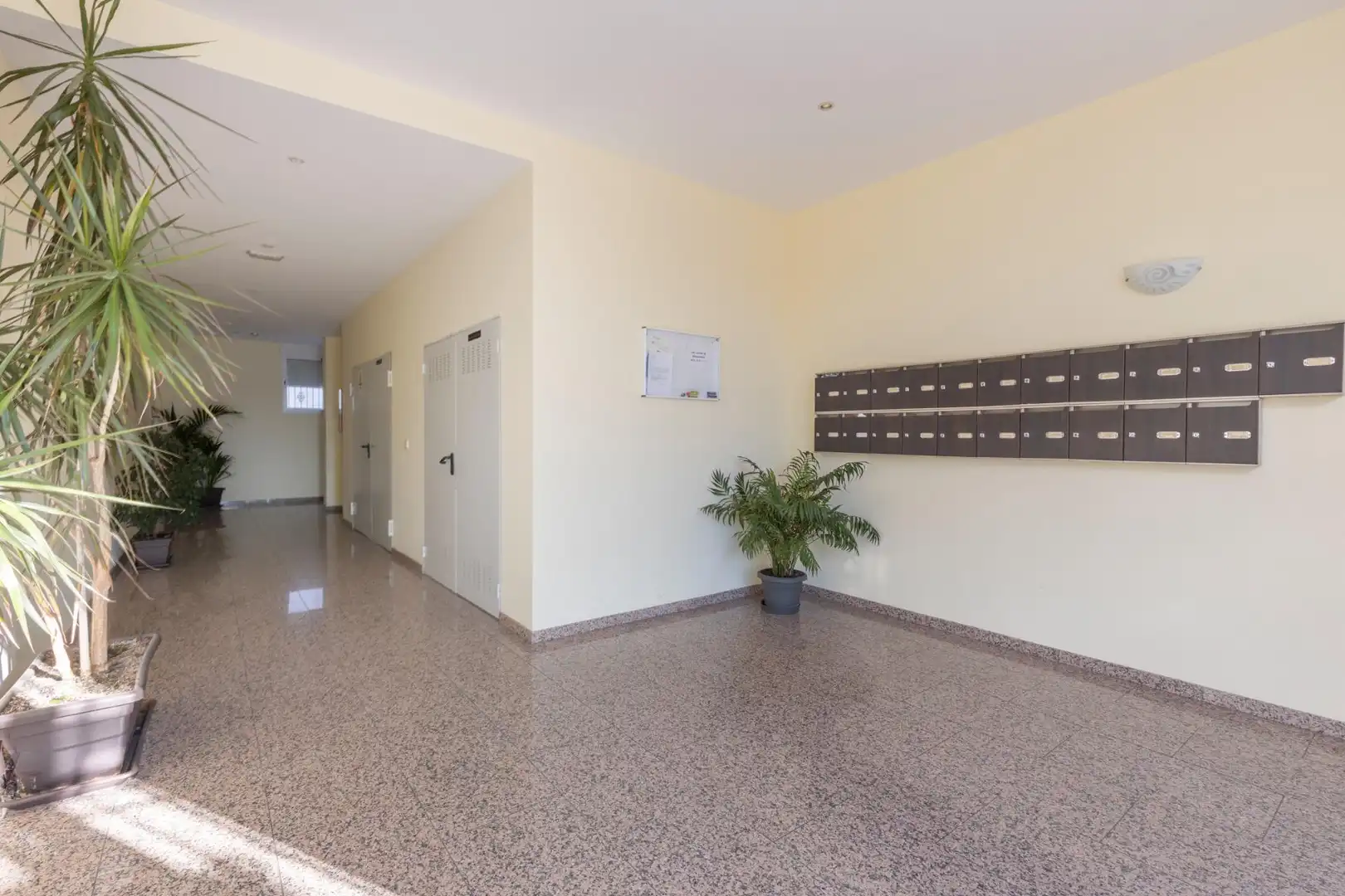 Flat for sale in Alhendín  with Air Conditioner