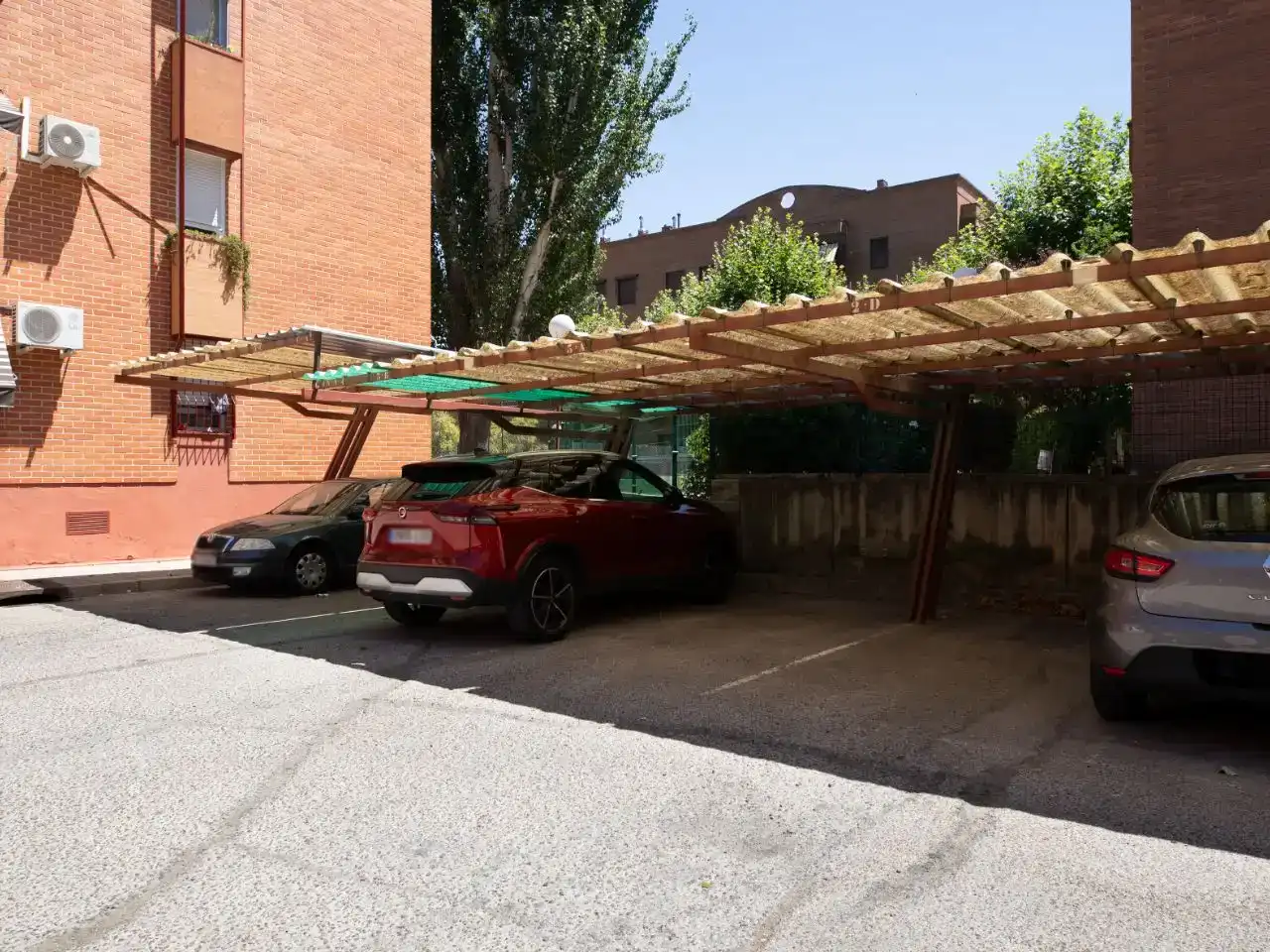 Parking de Piso en venta en Madrid con Aire acondicionado, Jardín privado y Parquet