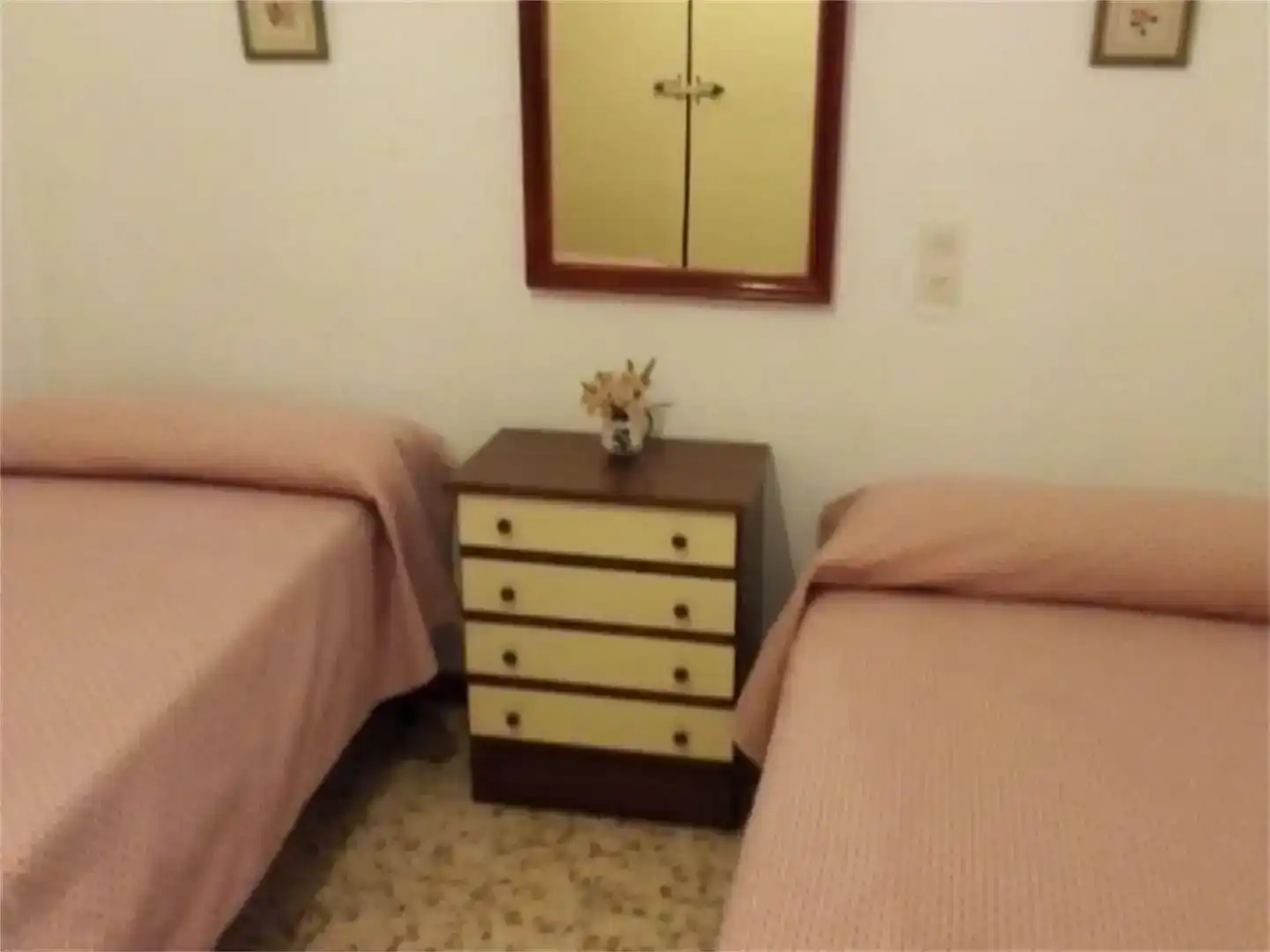 Habitación de Piso en venta en Lobras con Amueblado, Horno y Lavadora