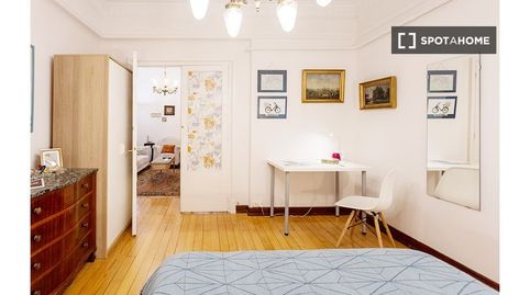 Photo 5 of Room in Zona Indautxu, Bilbao