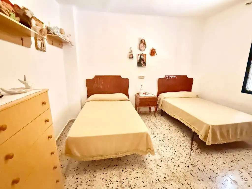 Dormitori de Casa o xalet en venda en Cacín