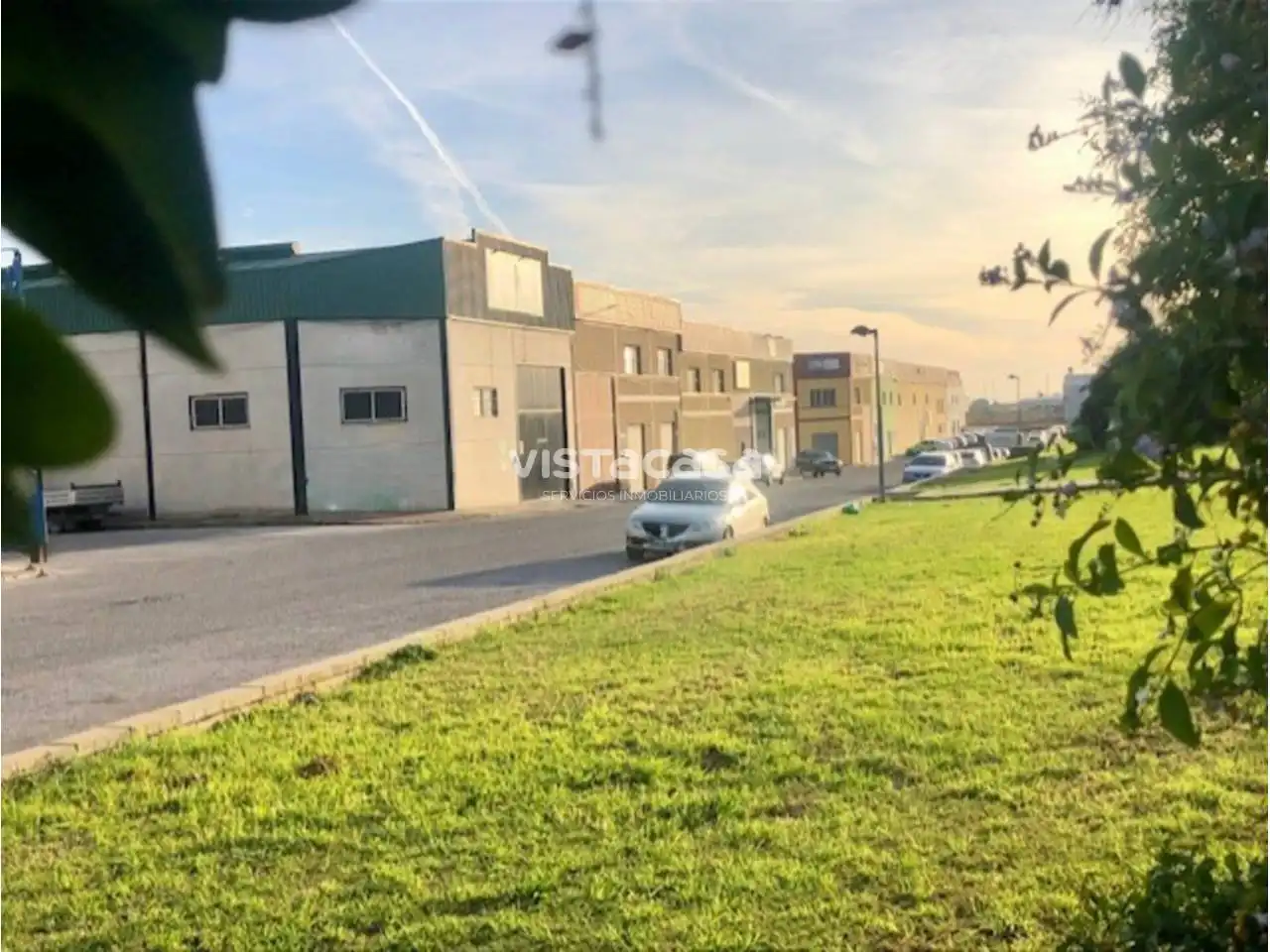 Vista exterior de Nau industrial en venda en Mairena del Alcor
