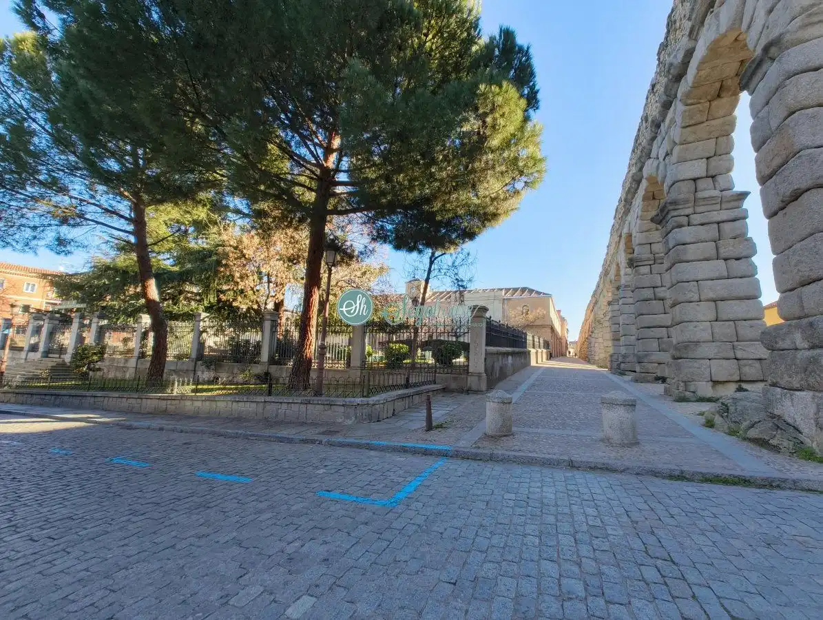 Exterior view of Flat for sale in Segovia  with Air Conditioner, Heating and Balcony