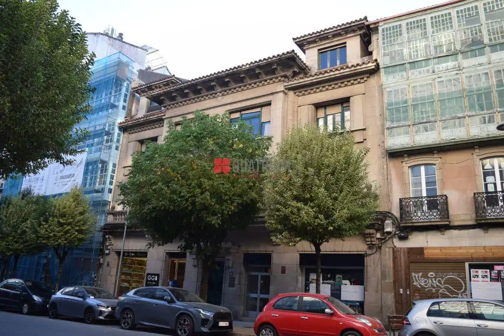 Außenansicht von Gebäude zum Verkauf in Santiago de Compostela 