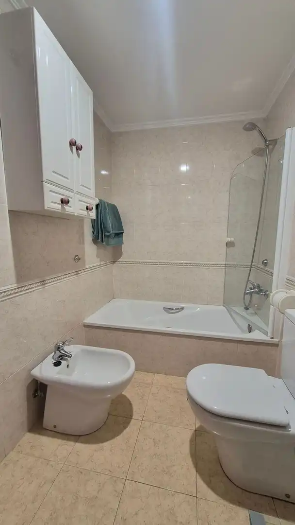 Badezimmer von Wohnung zum Verkauf in Villaviciosa mit Heizung, Abstellraum und Schwimmbad