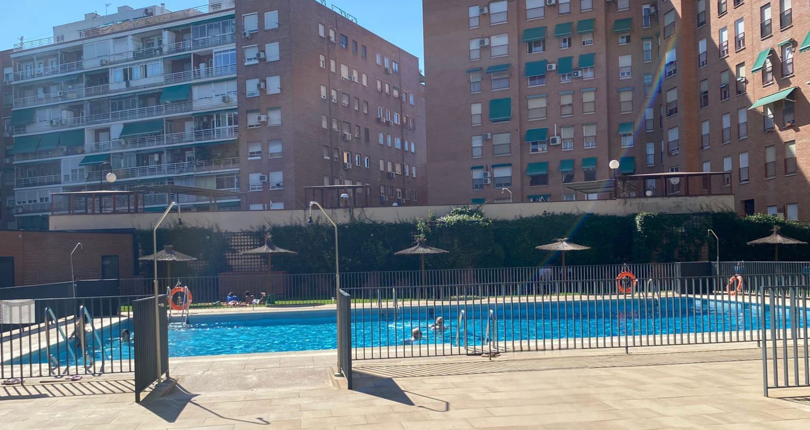 Piscina de Piso de alquiler en  Madrid Capital con Aire acondicionado, Calefacción y Parquet