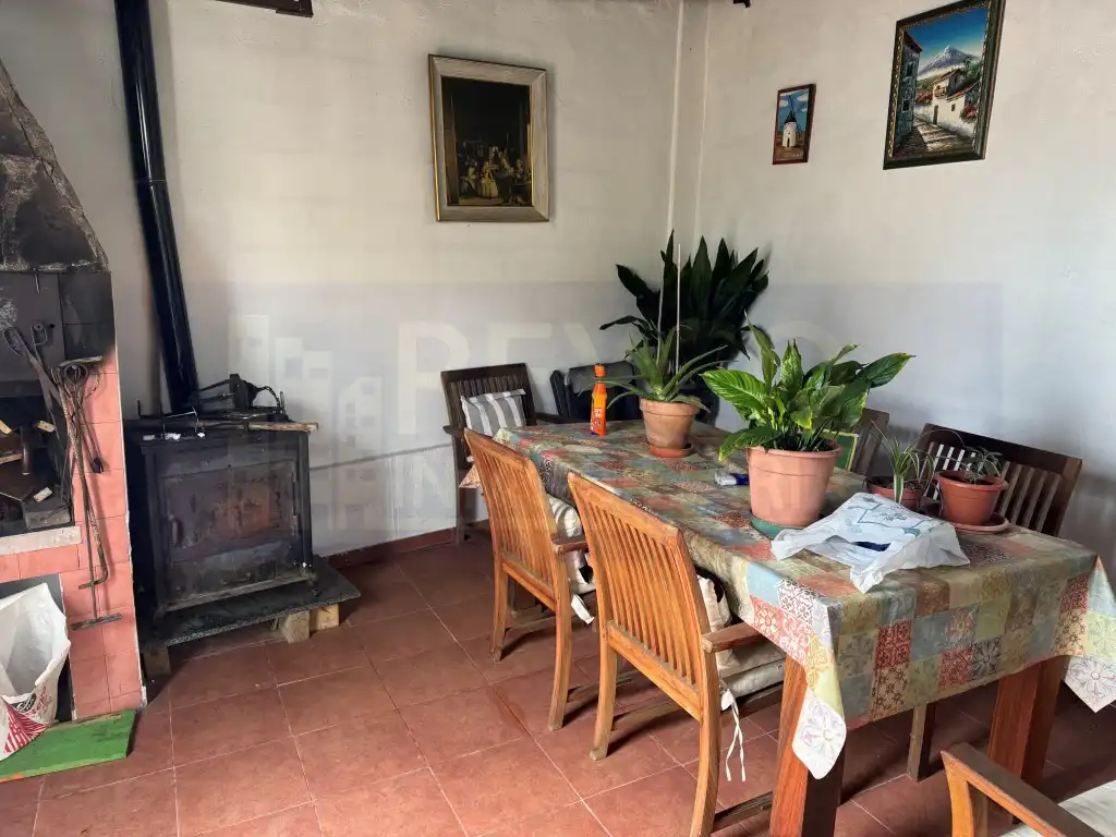 Menjador de Casa o xalet en venda en Baños de Rioja