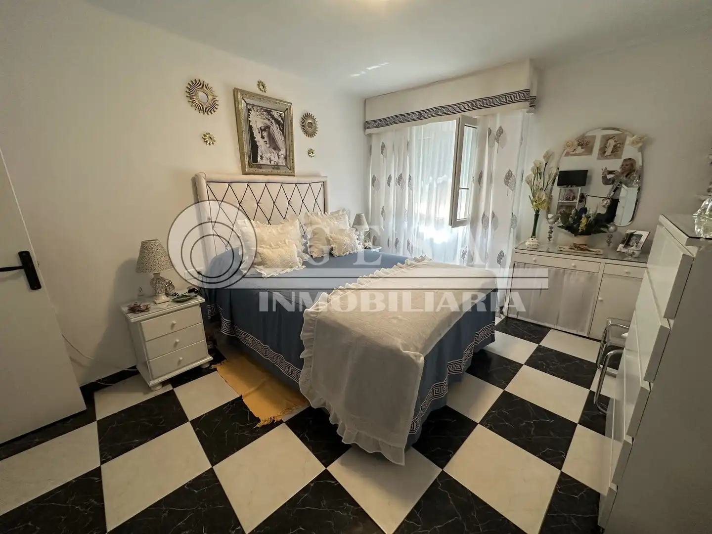 Habitación de Piso en venta en Vélez-Málaga con Terraza