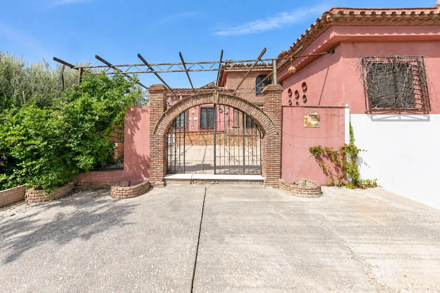 Casa rústica con piscina en venta en CAMPIÑUELA