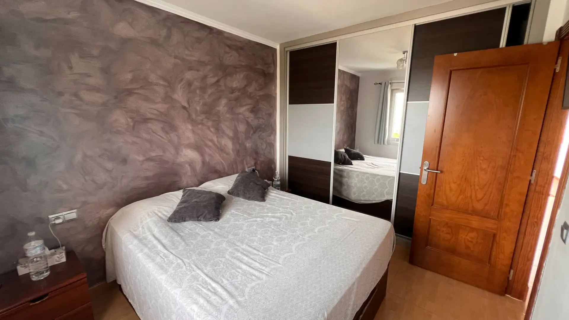 Habitación de Apartamento en venta en Torrox con Aire acondicionado, Terraza y Piscina comunitaria