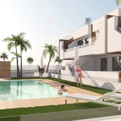 Casa adosada en Venta en Calle Leonardo da Vinci en Los Peñascos - El Salero - Los Imbernones